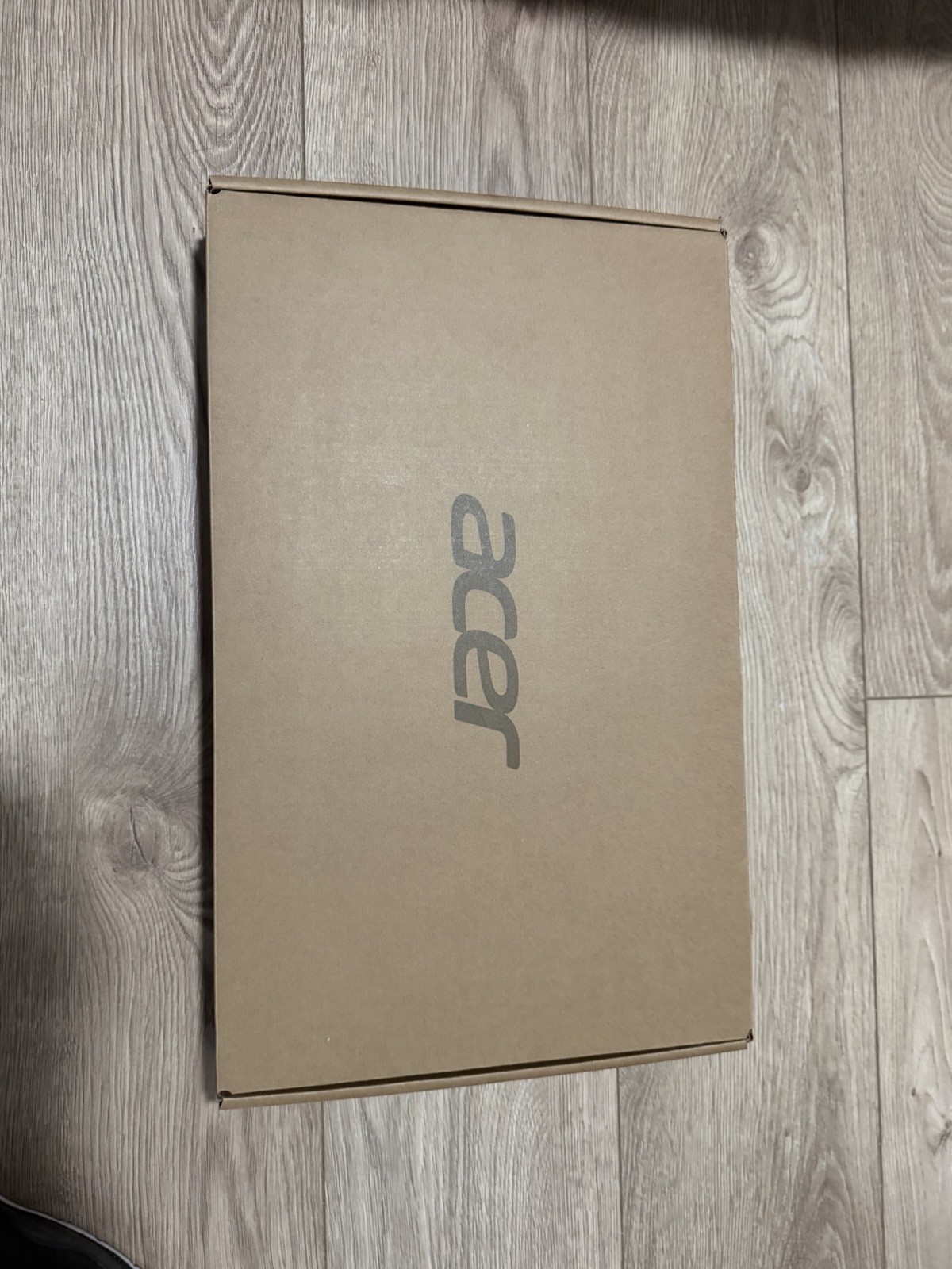 Acer Aspire Go 16″ Touchscreen Laptop IntelCore7 16GB RAM 1TB SSD AG16-71PT-7488