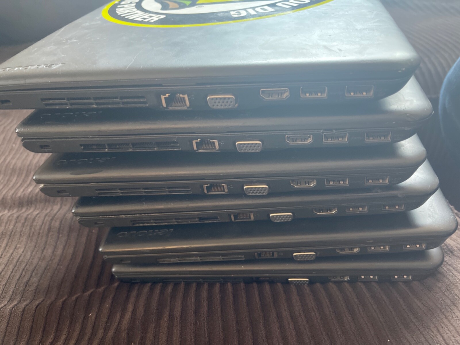 Laptop Lenovo E555 AMD processor 240gb SSD 8Gb RAM with battery and charger