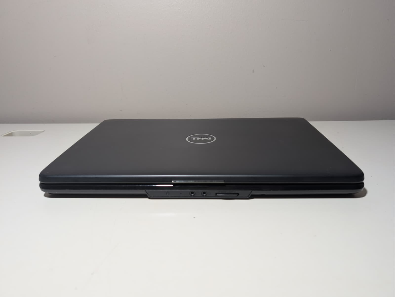 15″ Dell Inspiron 1545 | C2D T6400 4GB RAM 500GB HD | Win XP Pro 32-Bit DVD+RW