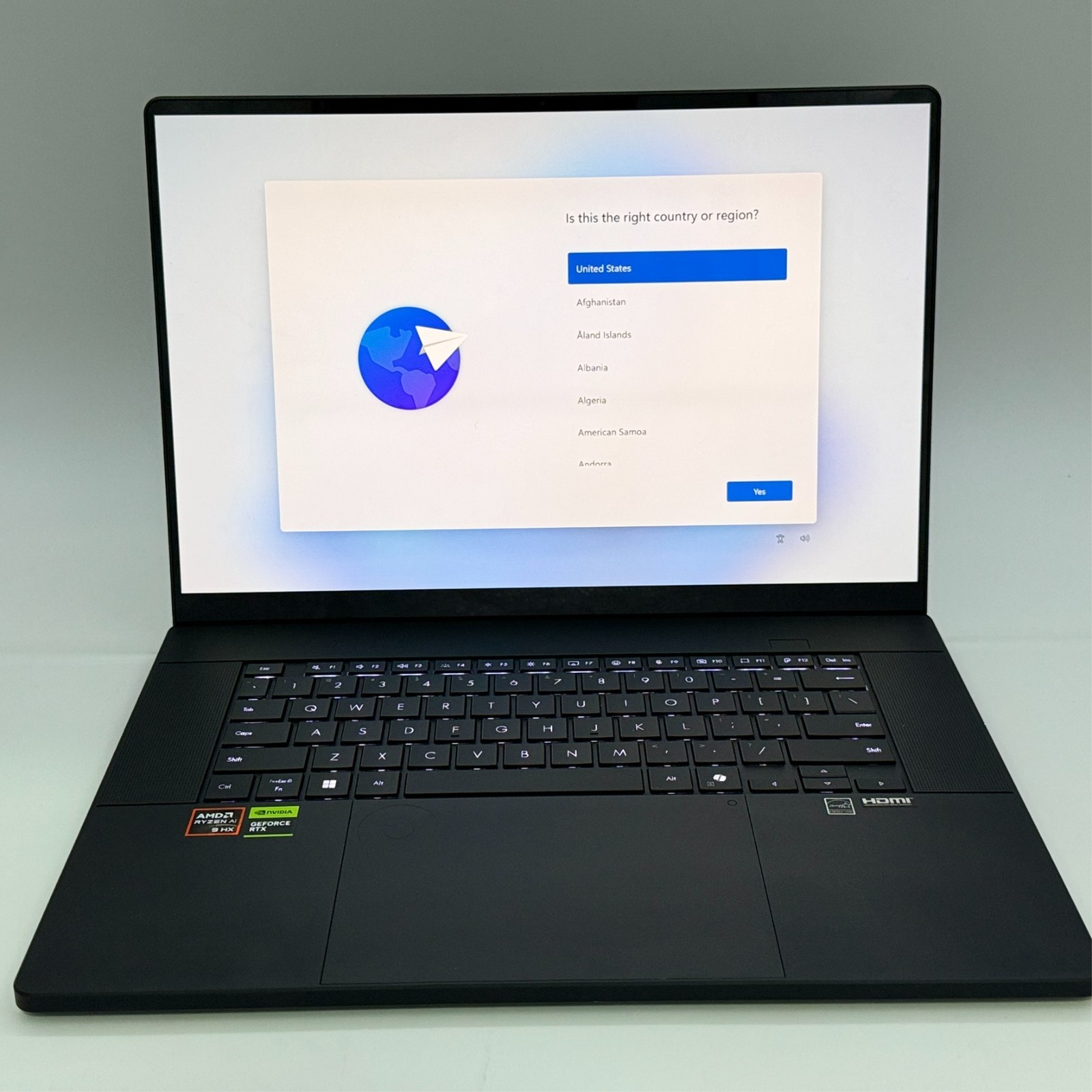 ASUS ProArt P16 Creator 3K OLED Laptop AMD Ryzen AI 9 HX 370 RTX 5070 32GB 2TB