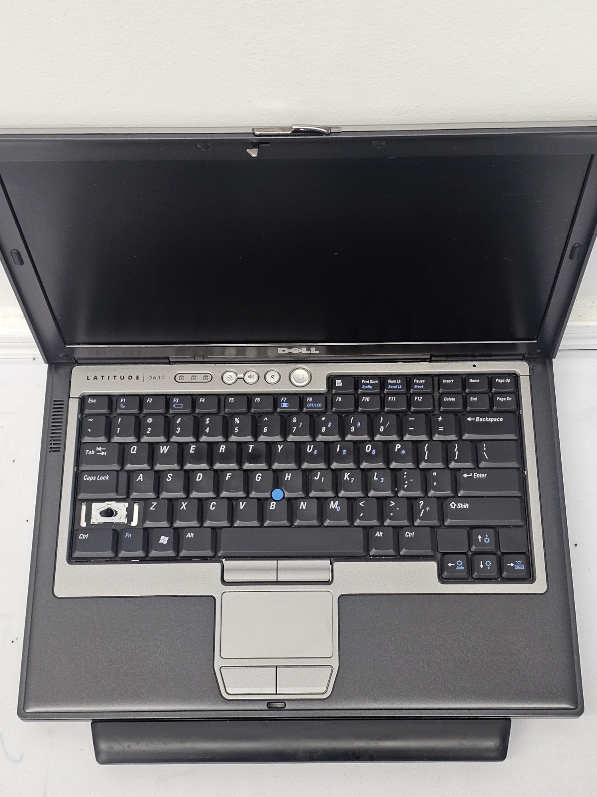 Dell Latitude D630 Laptop – Intel Duo 06FD – Parts/Repair – Read Description