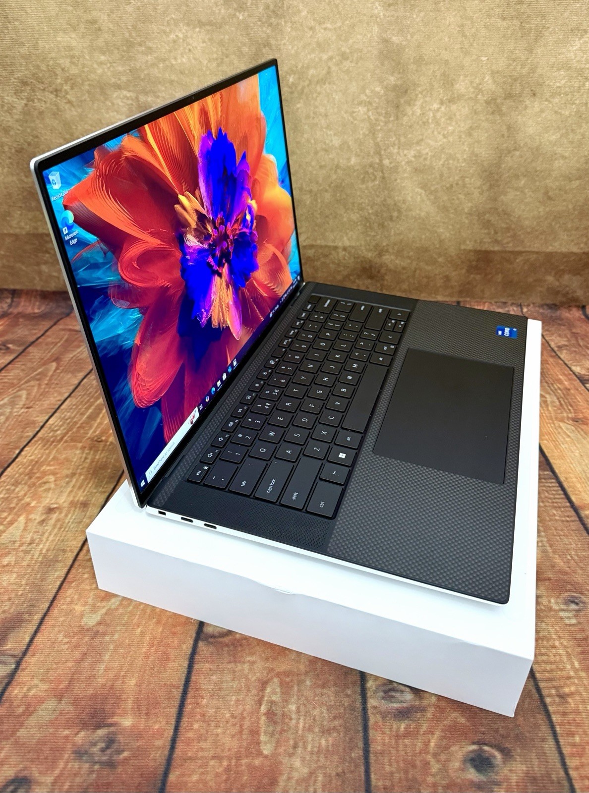 Dell XPS 9500 15” 4k Touch I7 10750H | 1 TB SSD 16 Gb Ram GTX1650 Ti Win 11 Pro