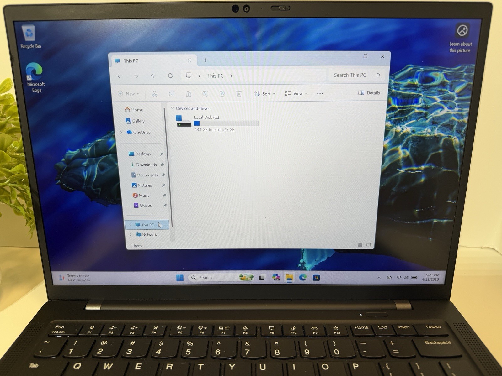 Lenovo ThinkPad X1 Carbon Gen 9: i7-1185G7 3.00GHz 16GB SSD 512GB Grade A