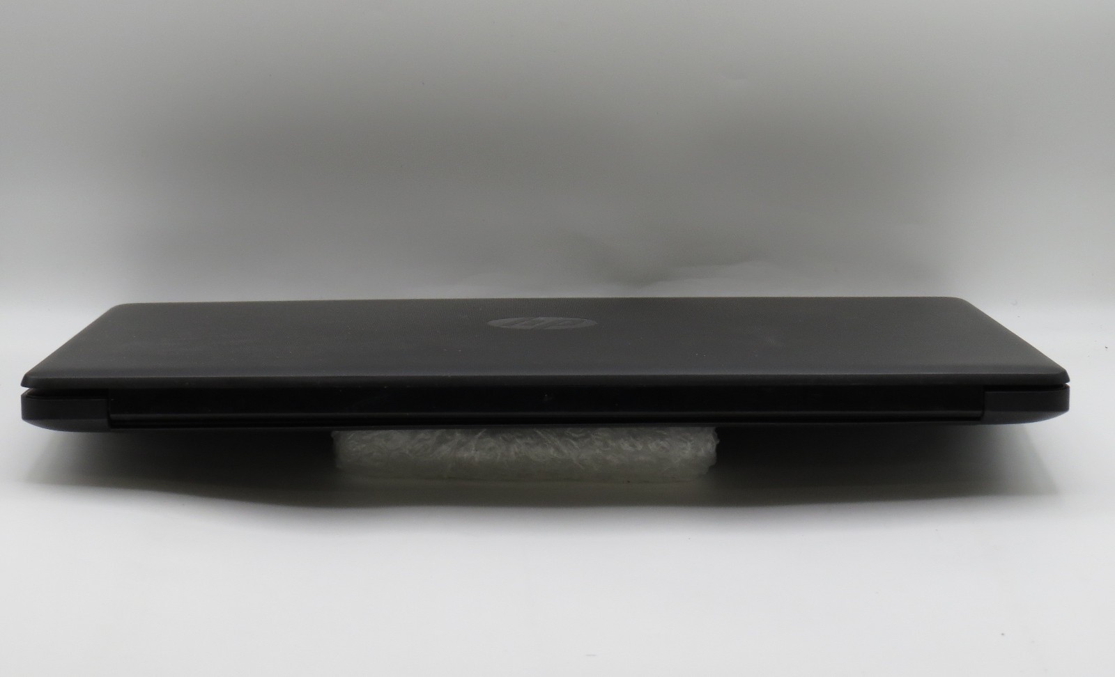 HP 17 TY0021DX i5-7200U @ 2.5GHz 8GB DDR4 256GB SSD 17.3″ No OS