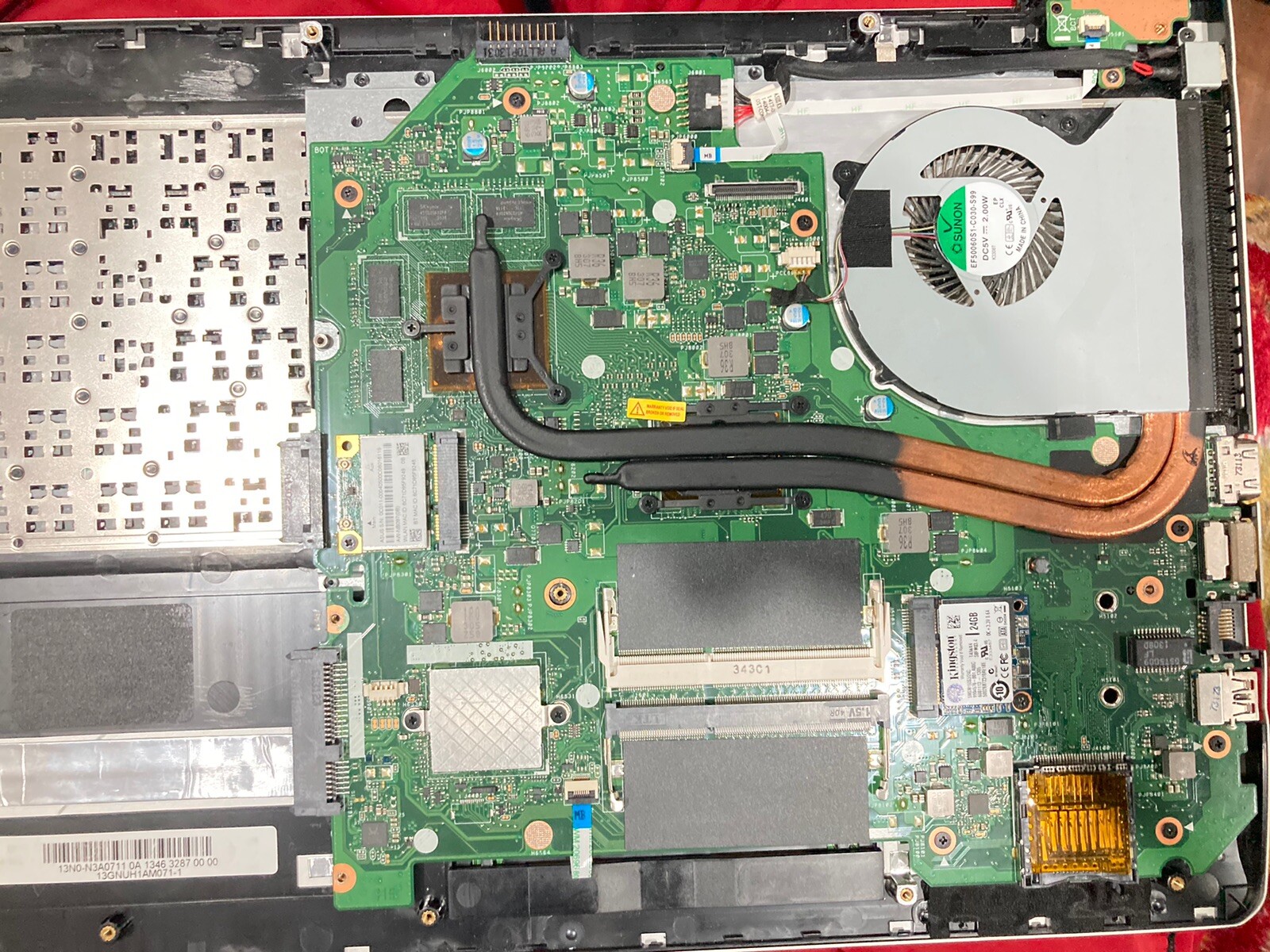 Asus S550CM i7-3537U 2.0GHzCPU 24GB SSD 4GB Ram “BASE ONLY FOR PARTS ONLY” hm