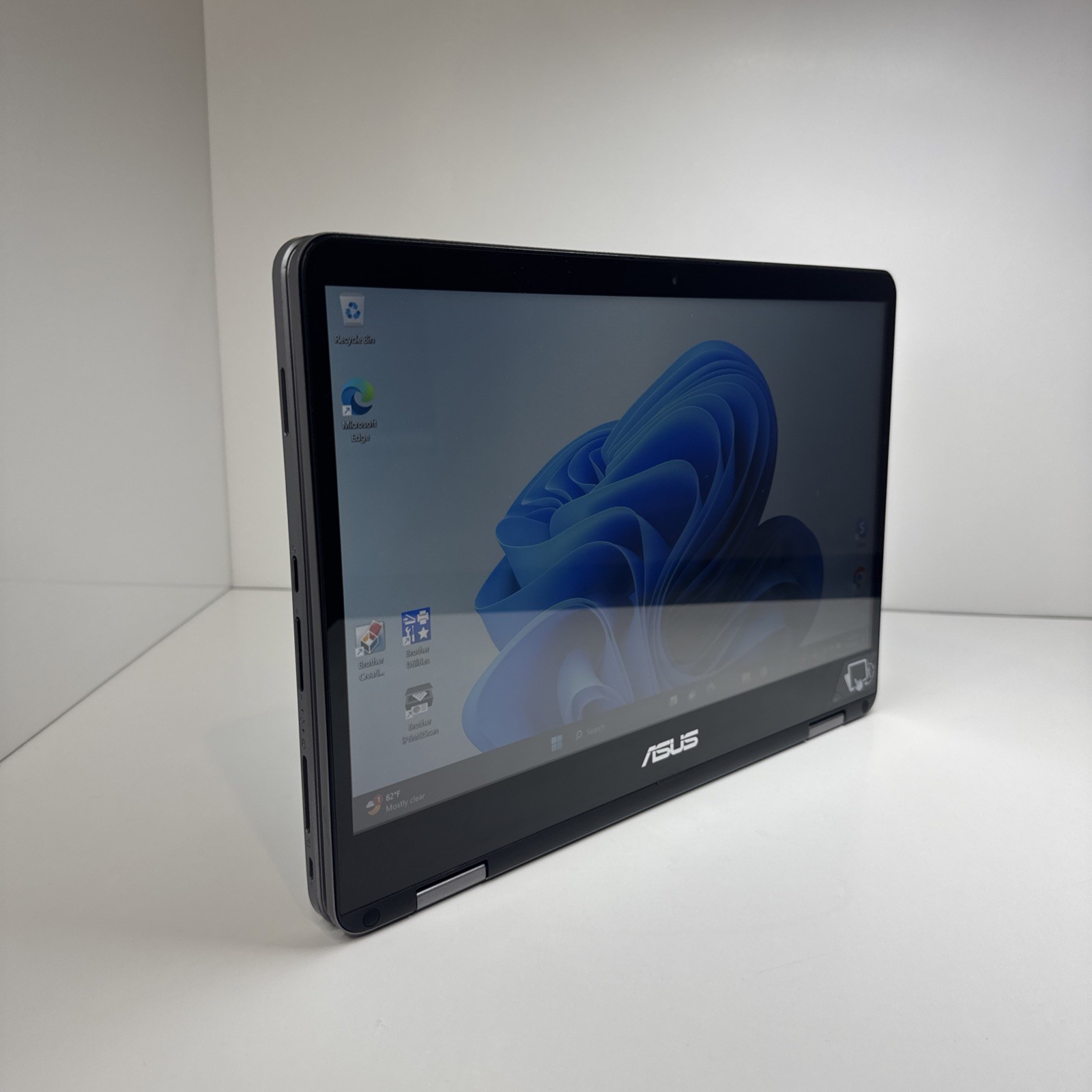 ASUS VivoBook Flip 14 TP401M 14″ Touch Screen Fold Laptop Win 11 Pro 64 GB SSD