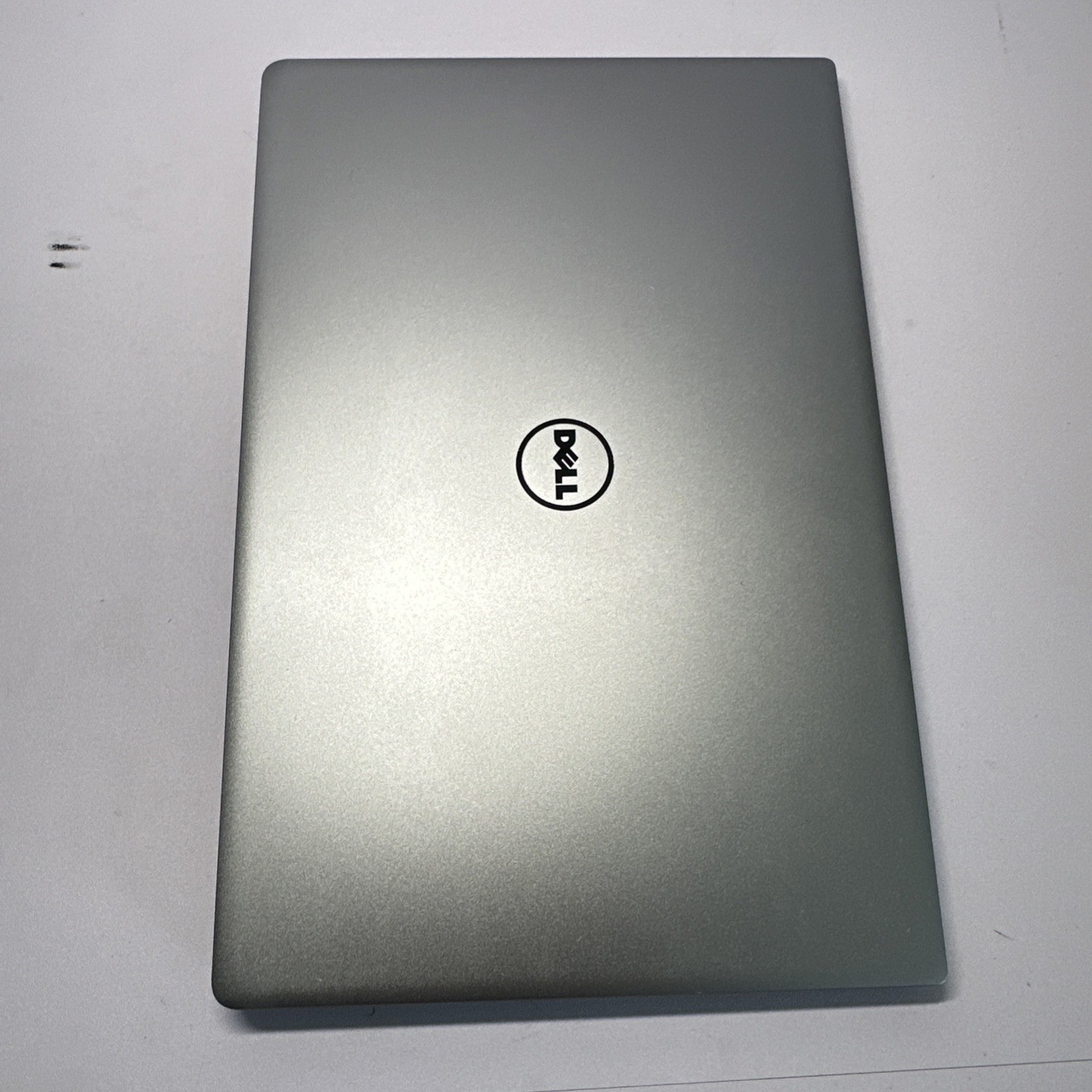 MINT Dell XPS 13 9360 TS FHD+ Intel i5-7th Gen 2.50GHz 8GB RAM 256GB SSD Win 10