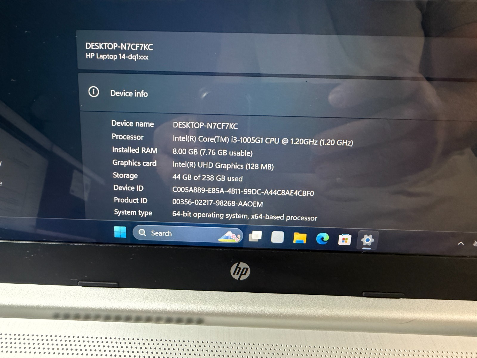 HP Laptop 14-dq1043cl FHD Intel Core i3-1005G1 1.2GHz 8GB RAM 256GB SSD Win11H