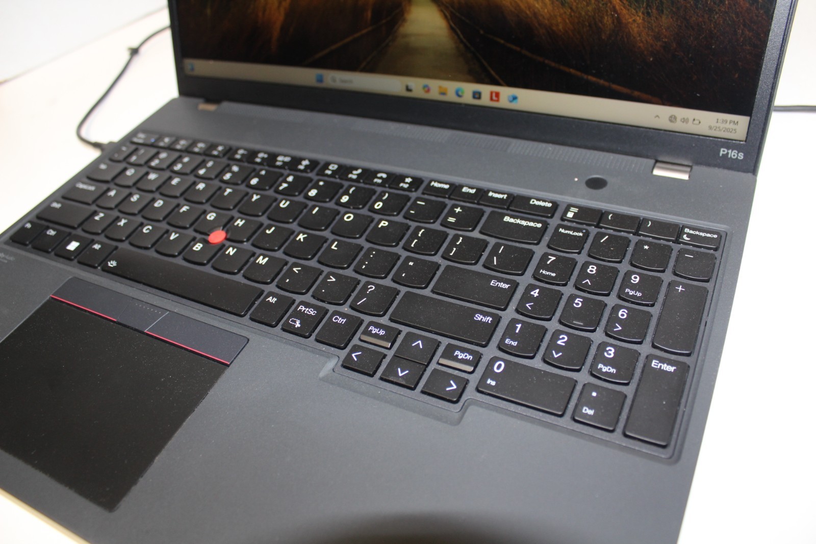 Lenovo ThinkPad P16s Gen1 i7-1280P 48GB 1TB SSD 48GB RAM GPU Win 11