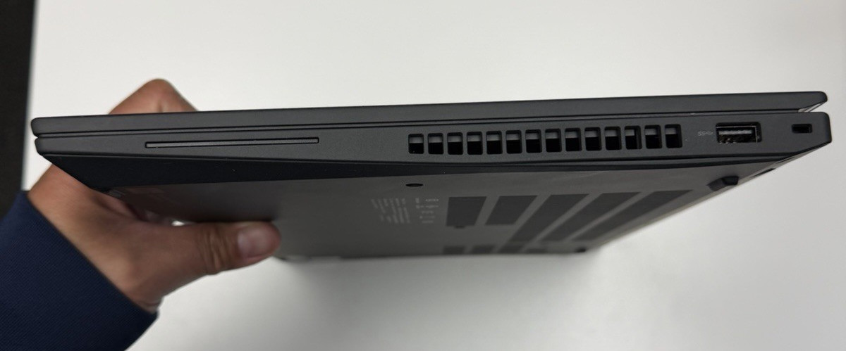 Lenovo ThinkPad T16 Gen 1 | i5-1240P | 16GB RAM | 256GB SSD | Win 11 Pro