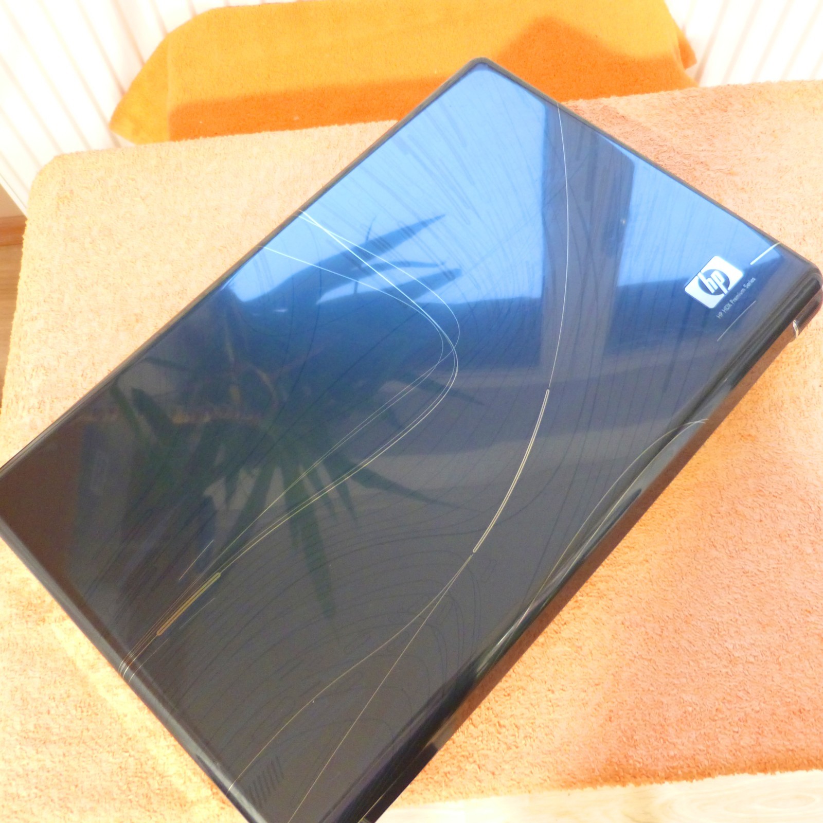 XL LOT HP DV8 18″ MONSTER Car Cinema FULLHD l SSD Windows 10 l HDMI BLURAY
