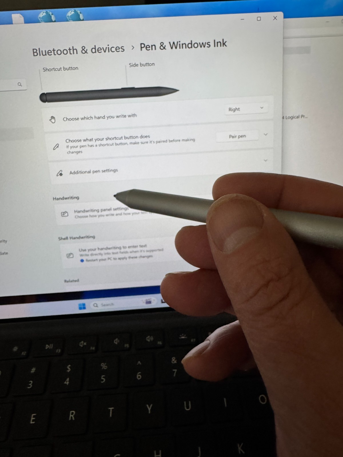 Microsoft Surface Pro 4 i5 4GB 128GB SSD 12.3″ Touch Windows 11 Pro + Keyboard