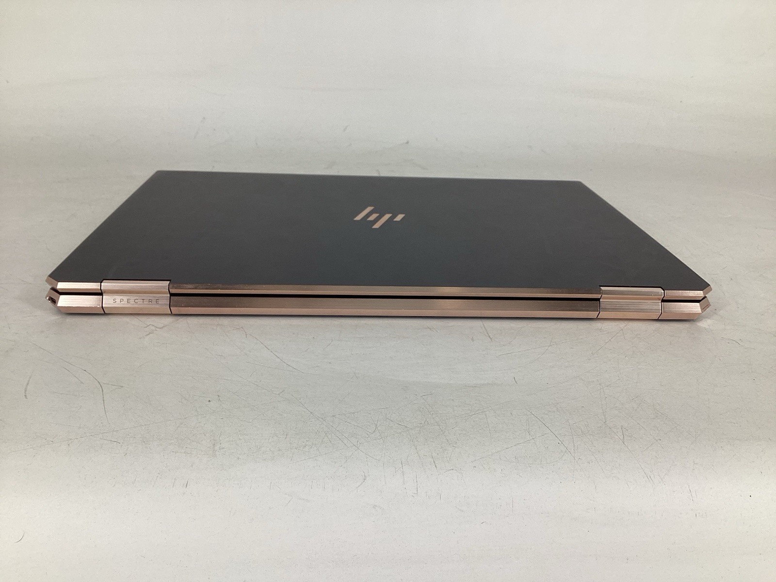 HP SPECTRE x360 2-in-1 15t-df1xxx 15.6″ (i7-10510U 16GB 512GB NVMe, No OS) *Read