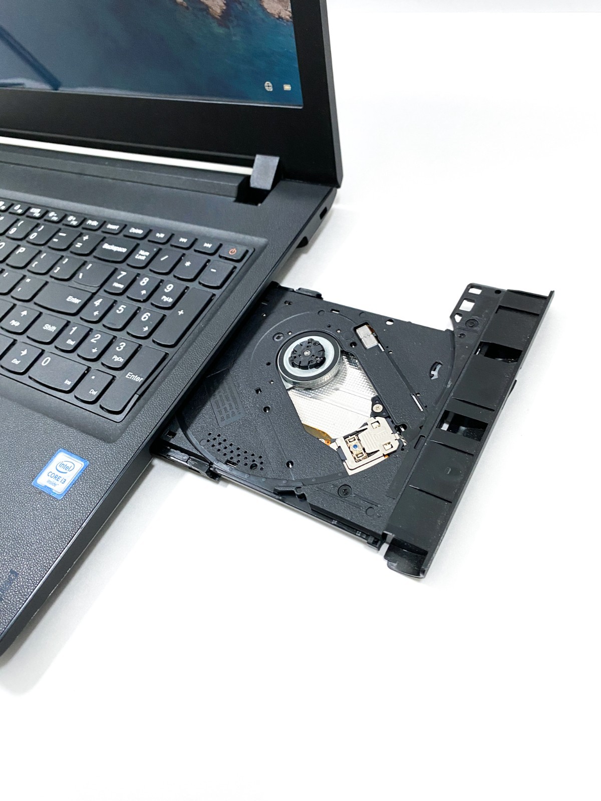 Lenovo IdeaPad 110-15ISK Intel Core i3-6100U @ 2.3GHz, 6GB RAM, 500GB HDD CLEAN!