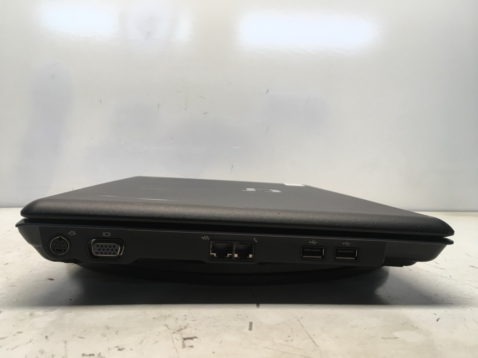 Compaq Presario F730US AMD Athlon 64 X2 TK-55 1800MHz 2 GB NO HDD