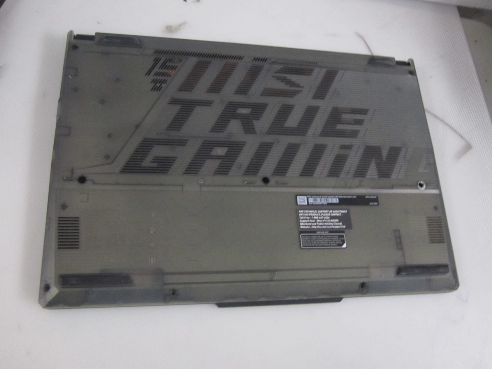 MSI Cyborg 15 A13V Gaming Laptop FHD i7 RTX 4050 FOR PARTS ONLY