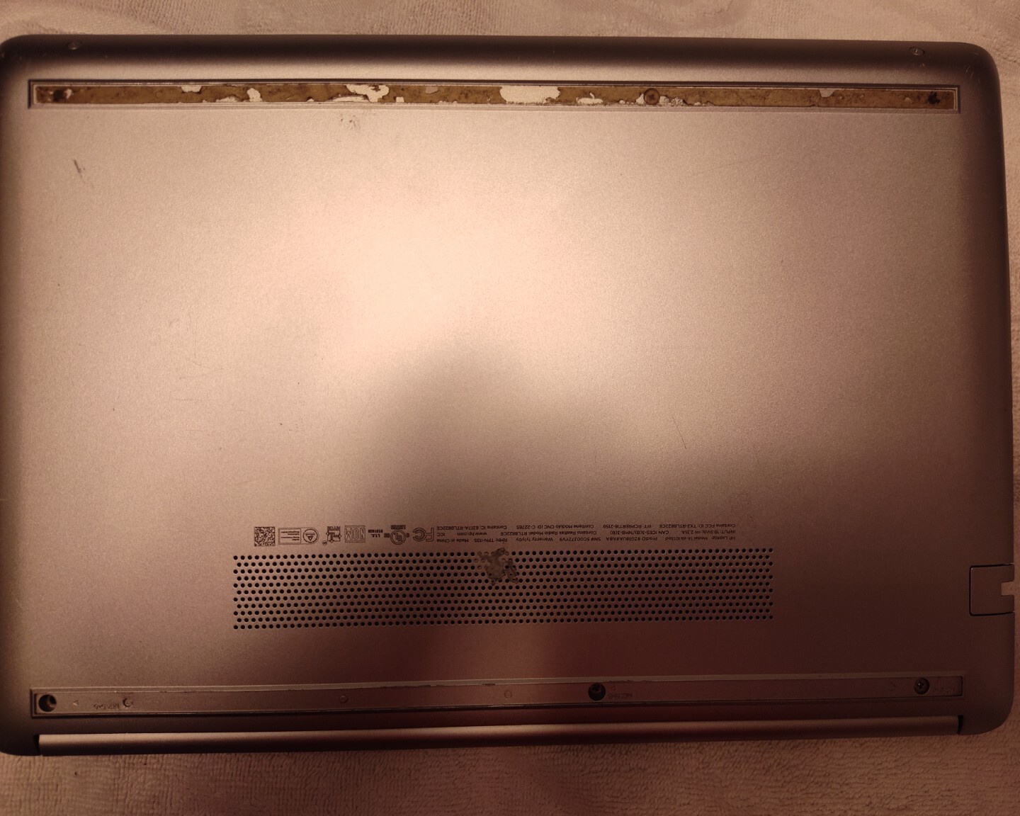 Hp Laptop model dk1013od Works Cracked Screen