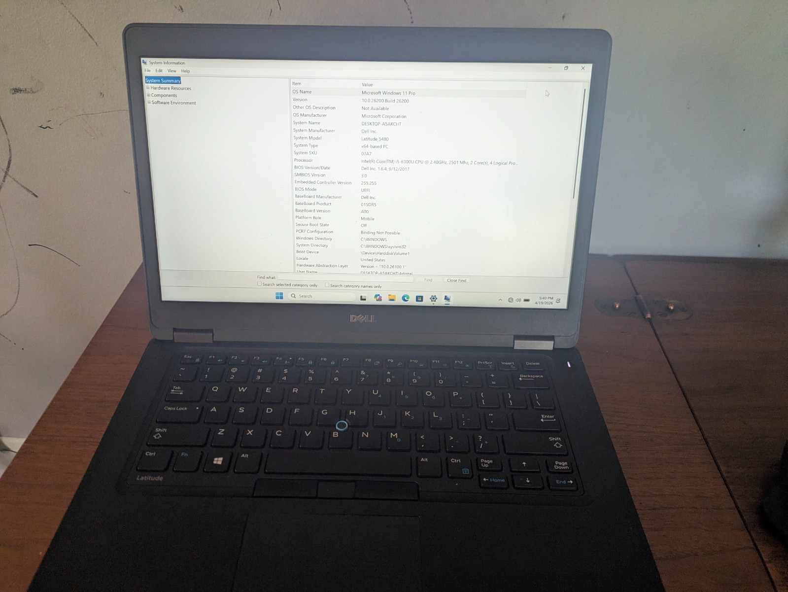Dell Latitude 5480 14inch(256GB,Intel Core i5-6300U 2.4GHz,16GB RAM)Laptop-Black