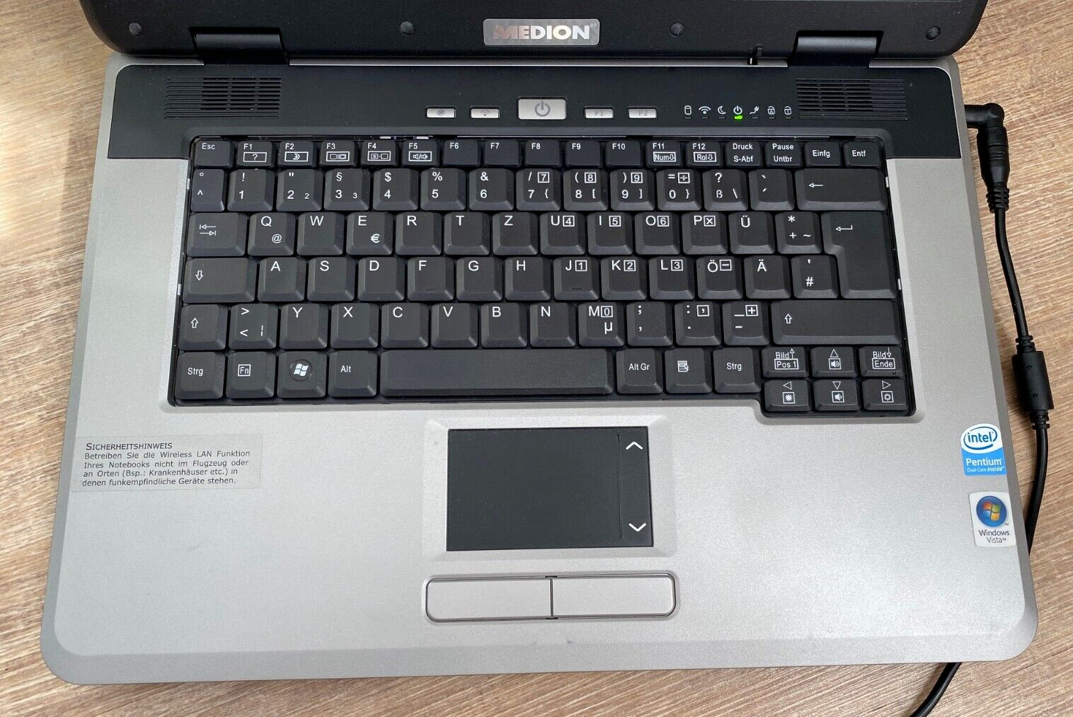 Medion MD Akoya 96290 intel T2130 2GB Memory No HDD Used