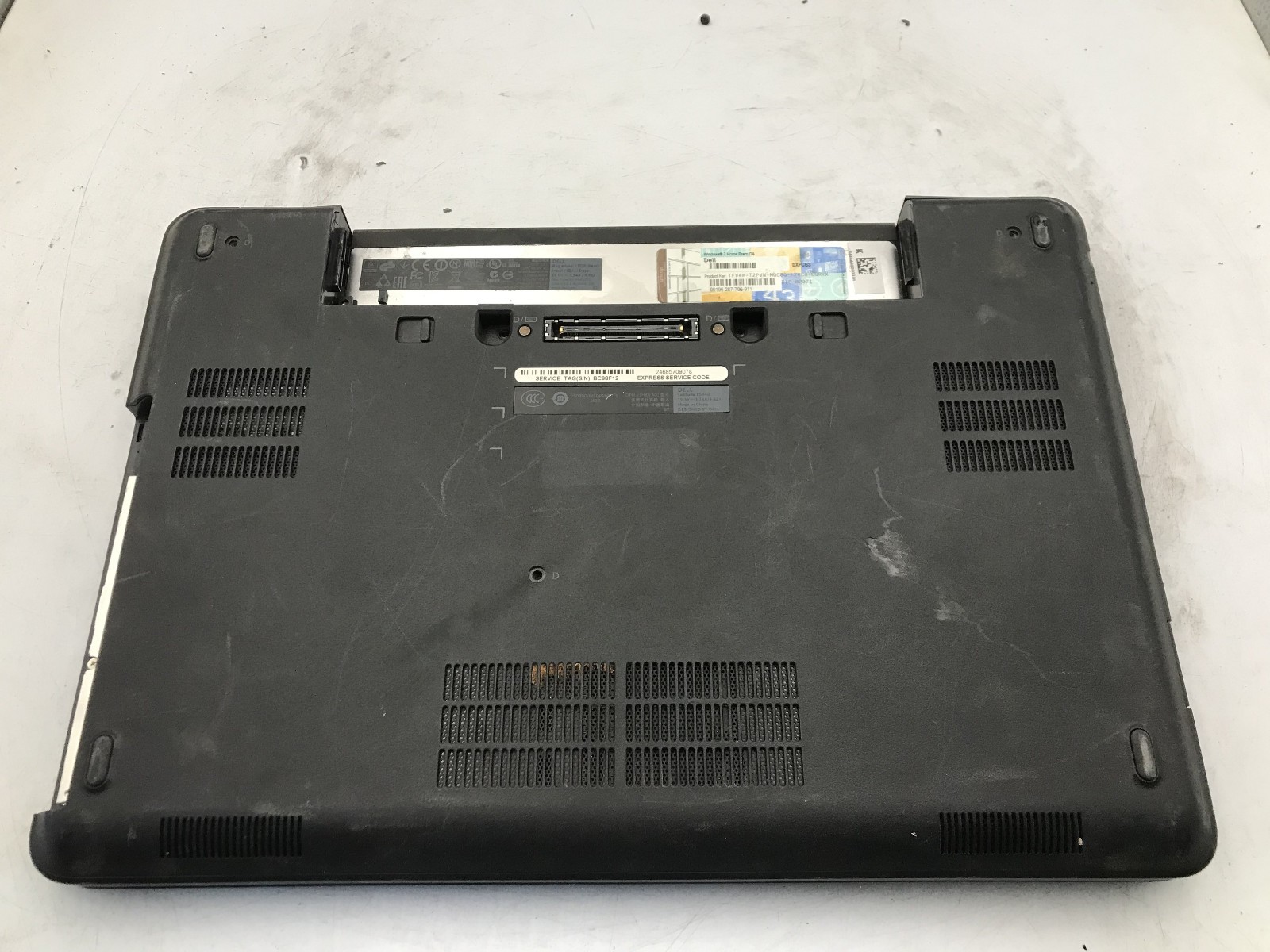 DELL LATITUDE E5440 – FOR PARTS/BAD LCD – INTEL I5 4TH GEN – 4GB RAM – READ – BB
