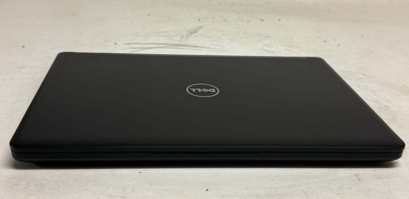 Dell Latitude 5480 14″ (i5-7440HQ – 8GB RAM – 256GB SSD – Win11Home)**