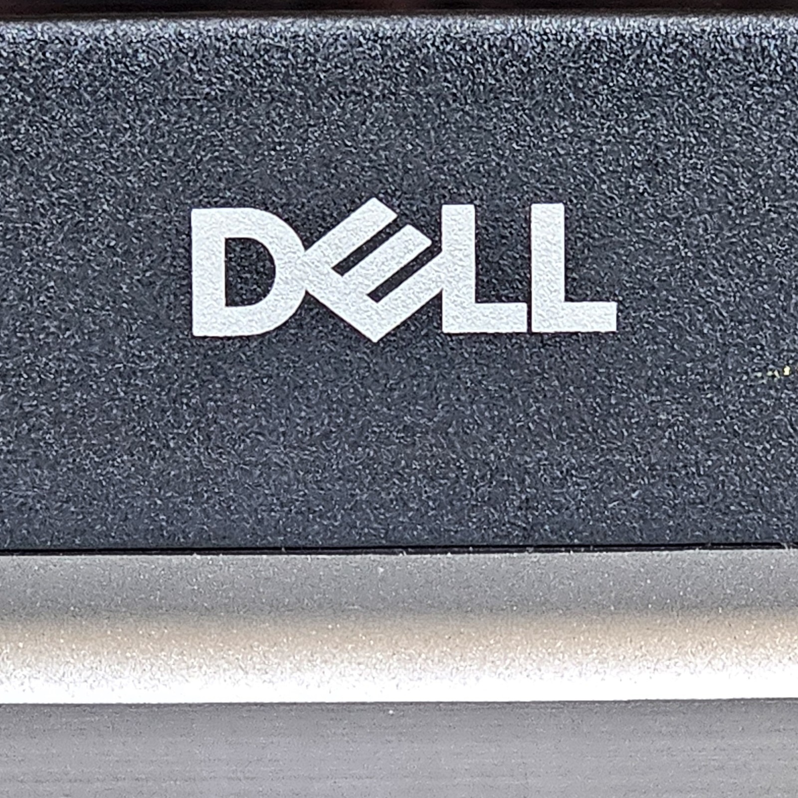 Dell Inspiron 15 5000 Touchscreen Backlit Laptop PC i5-8250U Quad, 1TB HDD 2018