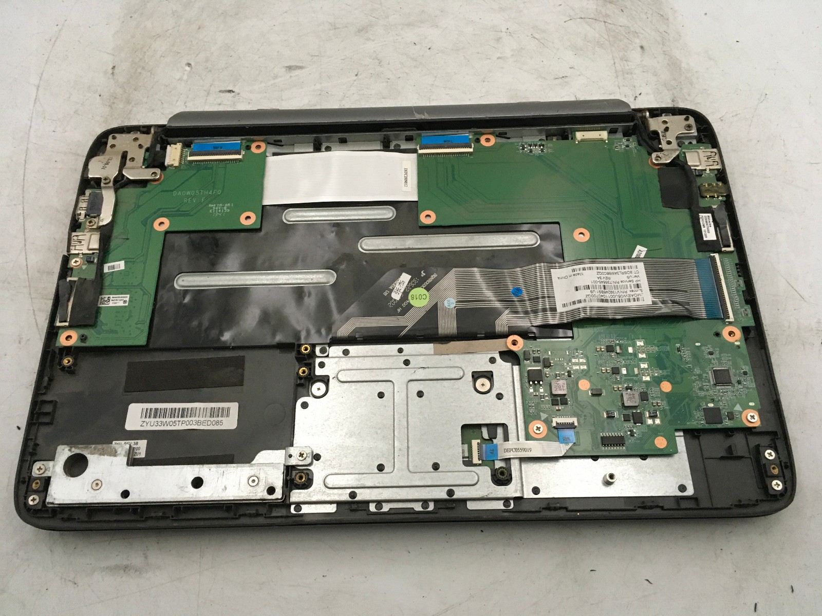 HP TWIST X2 – FOR PARTS/REPAIR – Intel Atom x5-Z8350 – 2GB RAM – 10″ – READ – BB
