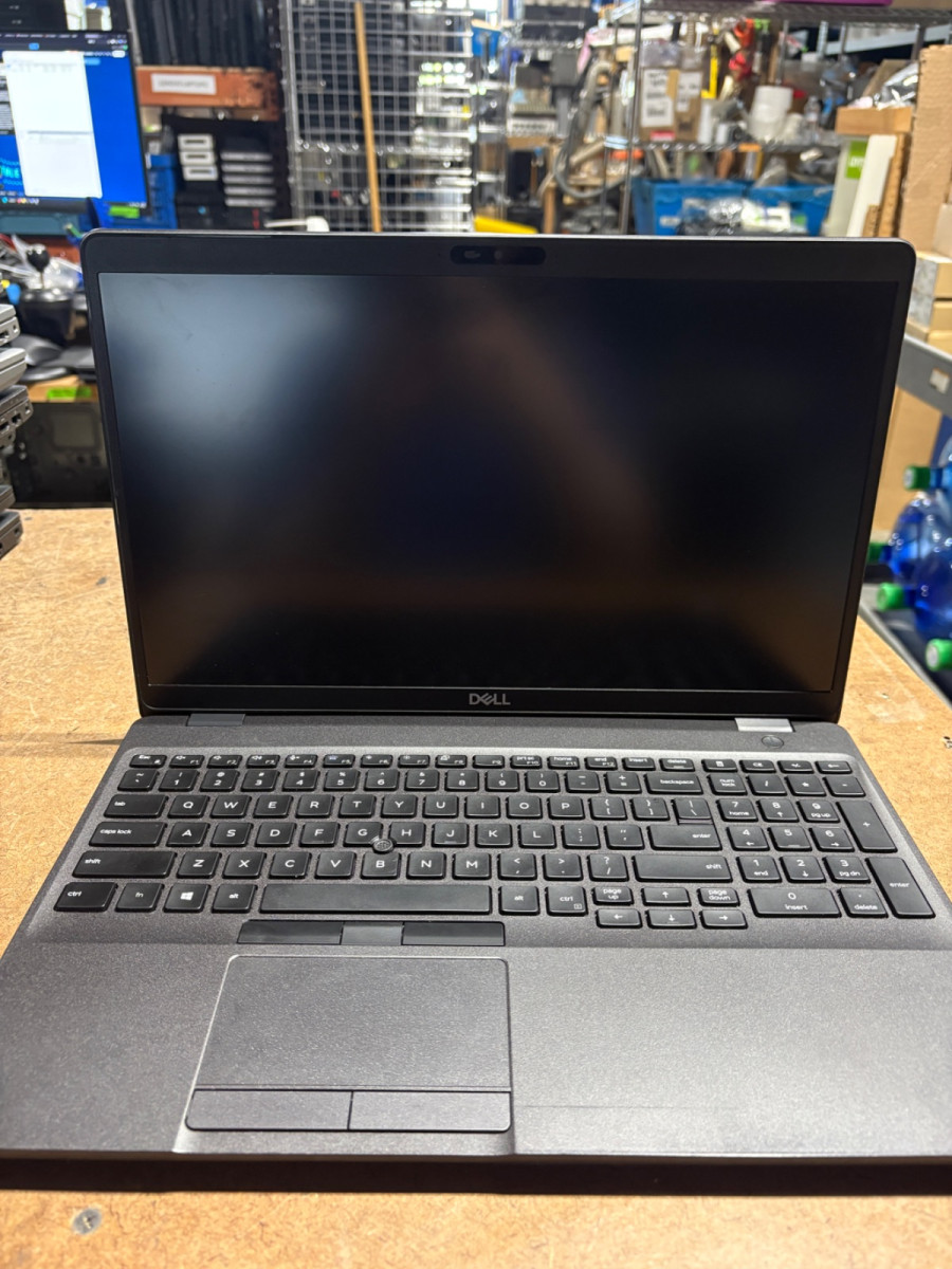 Dell Latitude 5500 15.6″ FHD i5-8365U 16GB RAM 256GB SSD No Charger/No OS READ