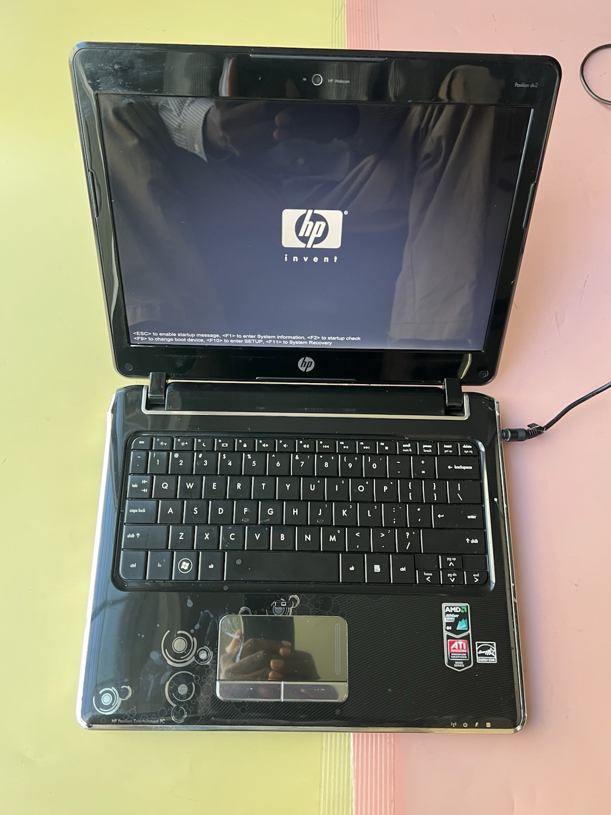 HP Pavilion Dv2 AMD Athlon 2GB RAM 500GB HDD WEBCAM HDMI
