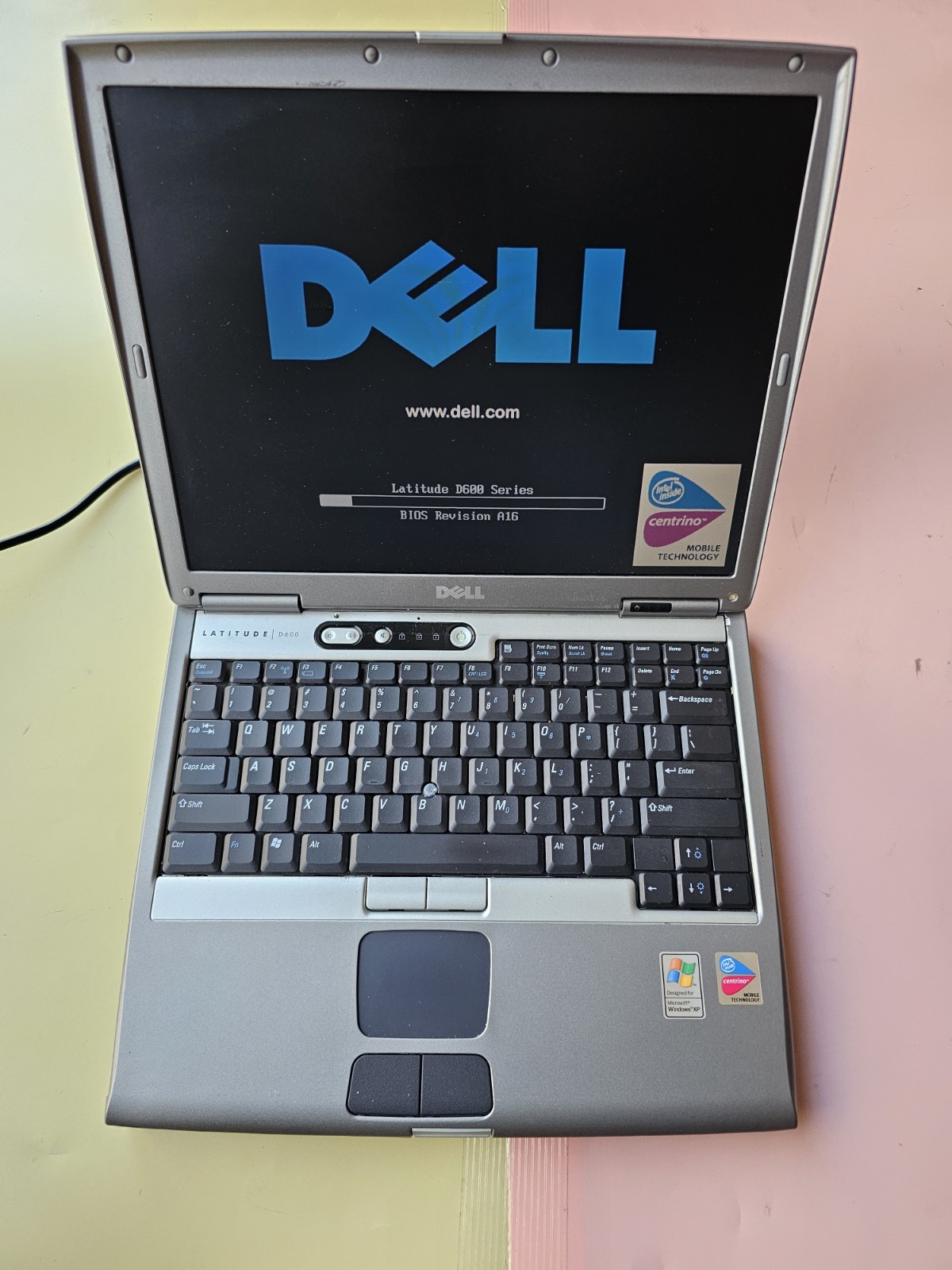 Dell Latitude D600 ATI RADEON 9000 1GB RAM 0GB HDD SERIAL COM PORT, PHONE PORT