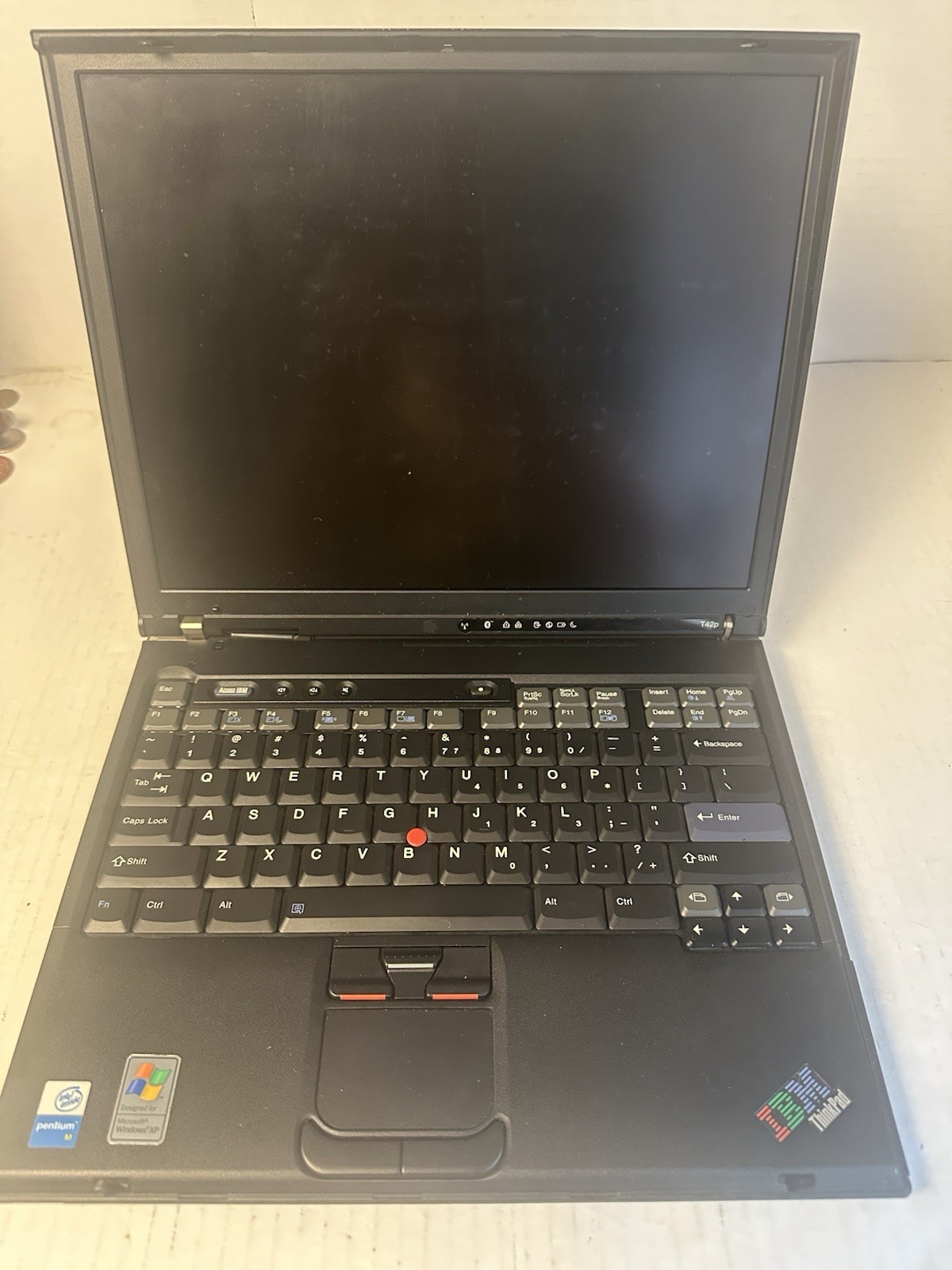 IBM ThinkPad T42p Type 2373 Laptop Intel Pentium M Windows XP Vintage Untested