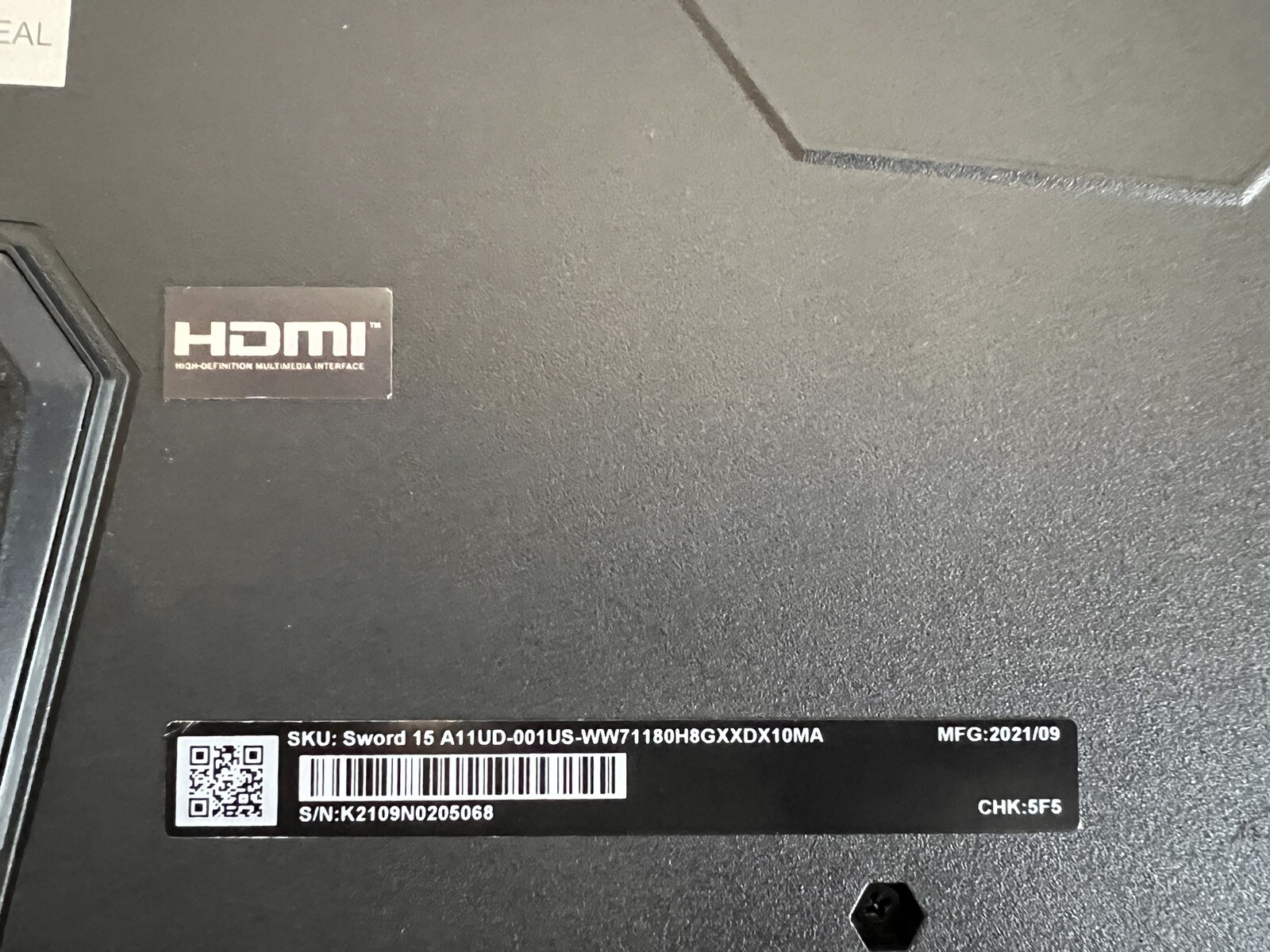 MSI Sword 15 A11UD 15.6″ 16g Mem, 512 SSD + 1TB SSD Internal