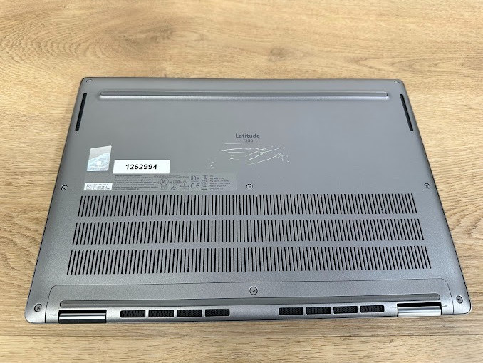 Dell Latitude 7350, Core Ultra 7 165U, 32GB LPDDR5, Intel Graphics, 512GB SSD