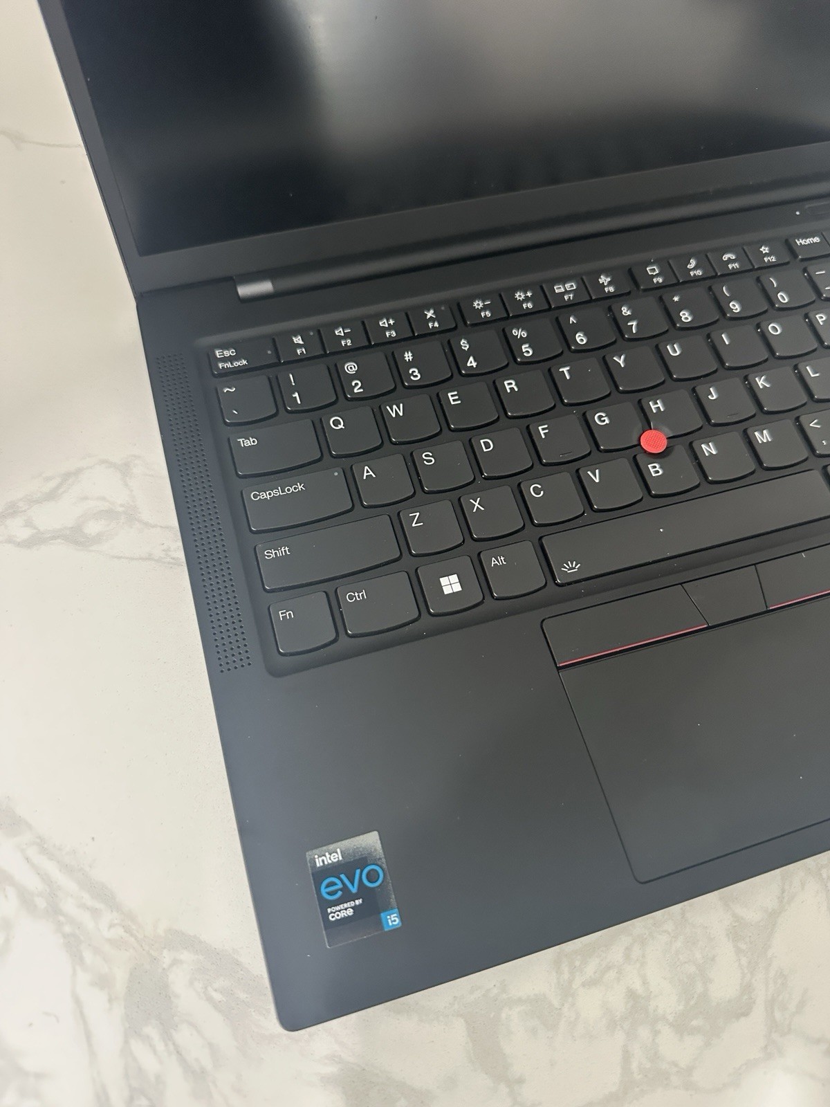 Lenovo ThinkPad X1 Carbon Gen 9 14″ i7-1185G7 @3.0GHz 16GB RAM NO SSD/HDD