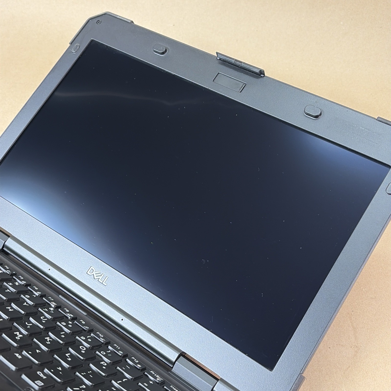 BROKEN KEY Dell Latitude 5424 Rugged 14″ i5-8350U 16GB RAM Touch NO SSD NO OS