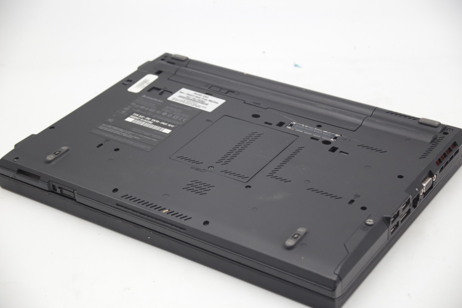 Lenovo T410 i5 M520 2.4GHz ~ 4GB RAM 250GB SSD READ 002