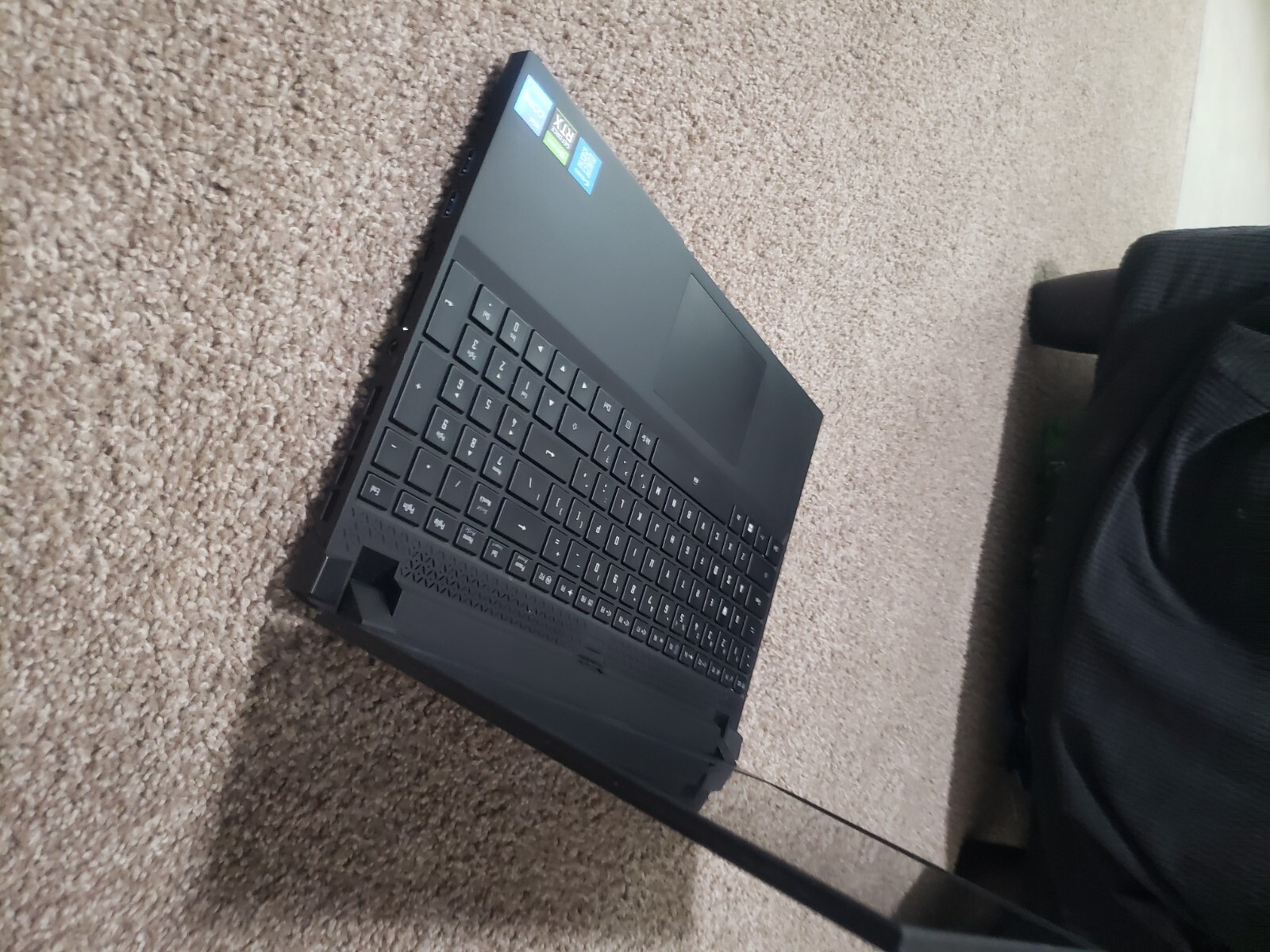 gigabyte aorus 5 se4 360hz, 130W 3070, 14 core 20 thread, gaming laptop
