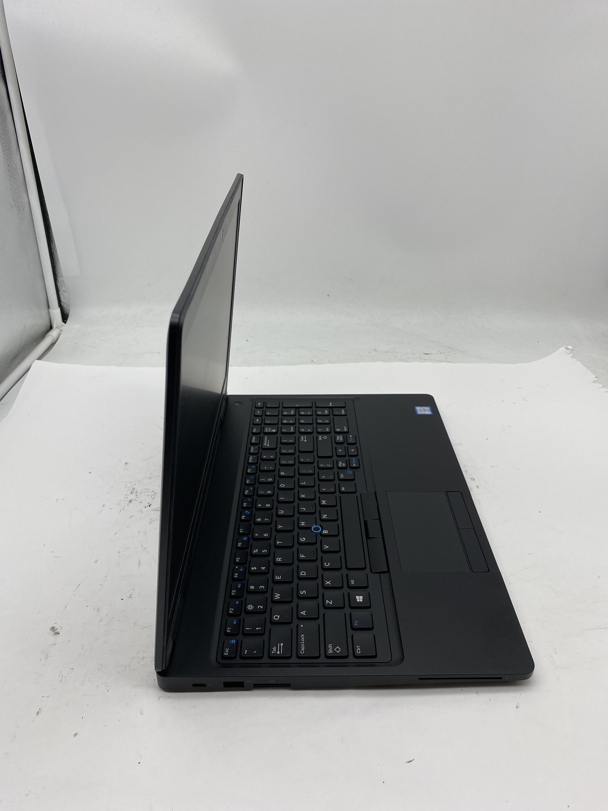 Dell Latitude 5590 Laptop Intel Core i5 8350U 1.7GHz 8GB RAM 128GB SSD W11P