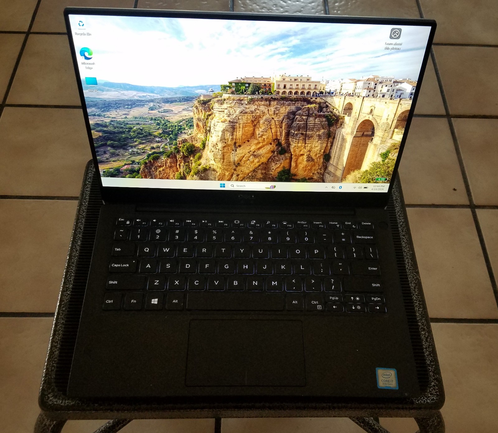 Dell XPS 13-9370- i7-8550U 13.3″ 8GB RAM 512GB SSD *READ BELOW*
