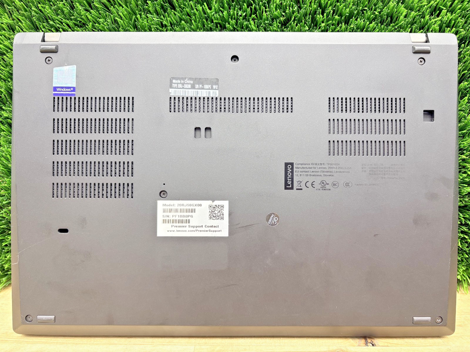 Lenovo ThinkPad P43s Intel i7-8th Gen 1.90GHz 16GB RAM 256GB SSD Windows 11 Pro*