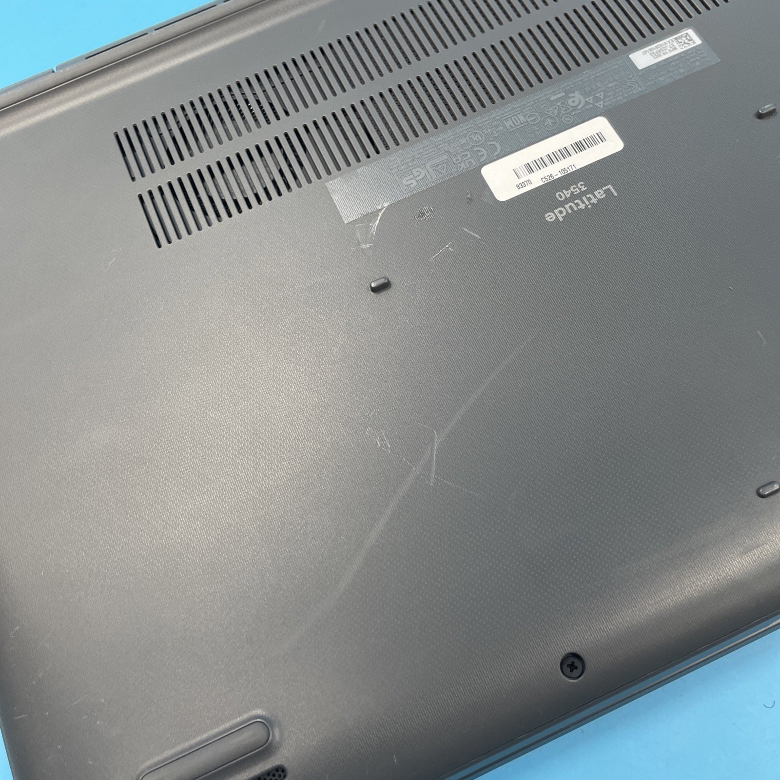 Dell Latitude 3540 | i5-1335U | 16GB RAM | 256GB SSD | WIN 11 PRO | 76% BATT