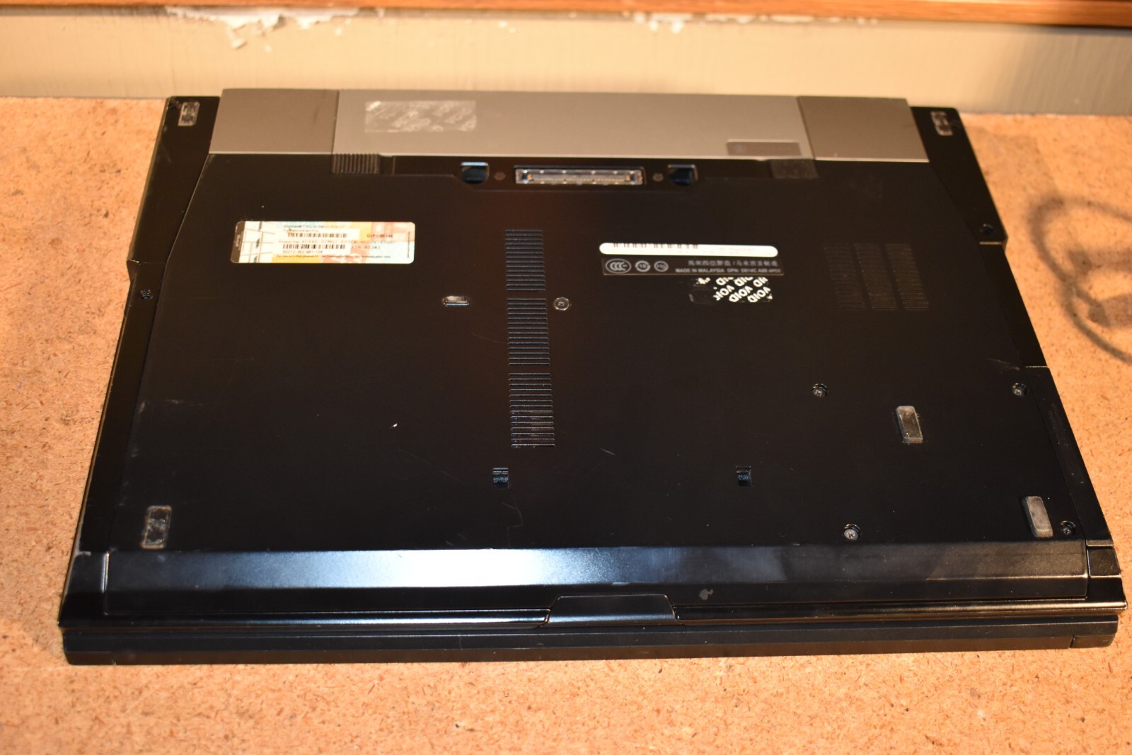 Dell Latitude E6500 P8600 2.26GHz 4GB RAM 160GB HDD WUXGA 1920×1200 Windows XP
