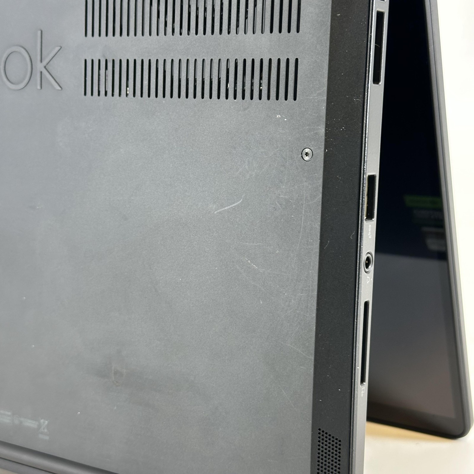 Asus ProArt Studiobook 16 QHD+ TOUCH 2.2 GHz i9-13980HX 32GB 1TB RTX 4070 Good