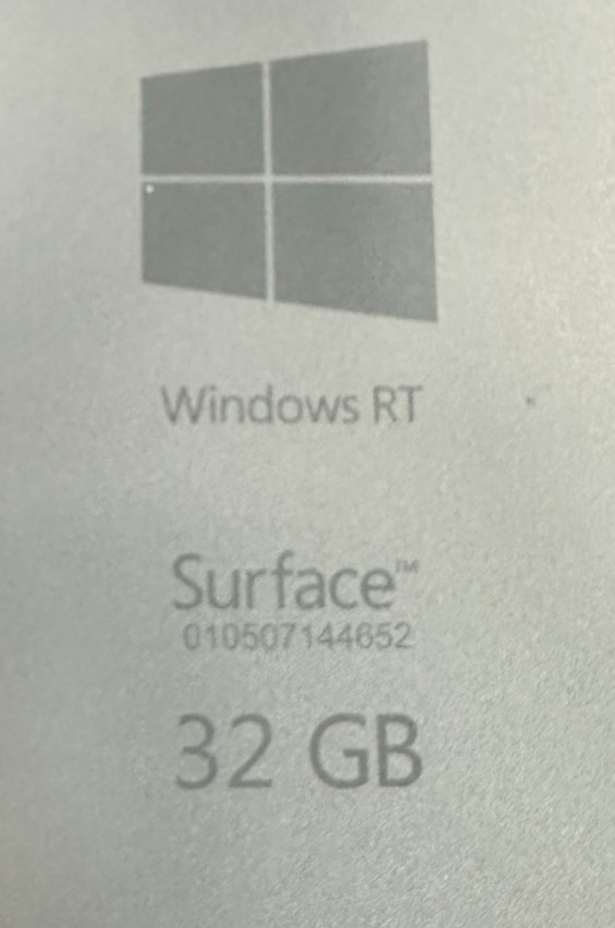 MICROSOFT SURFACE 1572 10.6″ NOTEBOOK NVIDIA TEGRA4 2GB RAM 32GB HDD WINDOWS 8