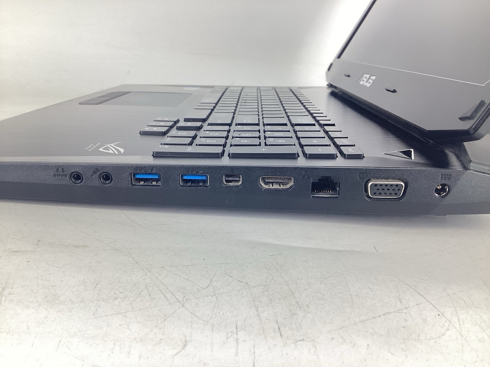 ASUS ROG G750JX 17.3” (i7-4700HQ @2.4GHz, GTX 770M, 16GB RAM, No SSD/OS) No AC