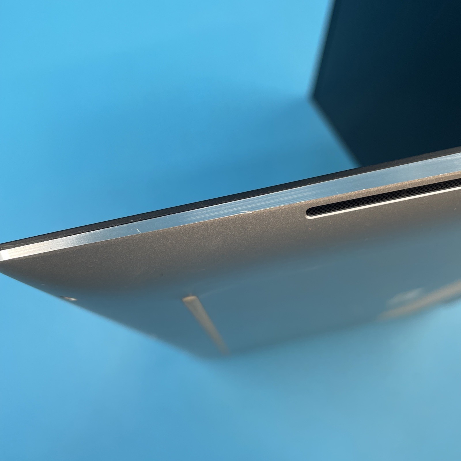 Dell XPS 15 9520 | i9-12900HK | 64GB RAM | 512GB SSD | 3050 Ti | WIN11 PRO | 74%