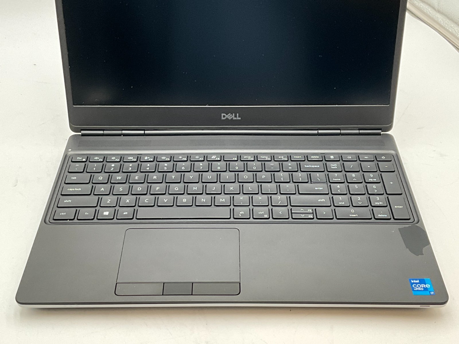 DELL Precision 7560 i7-11850H 2.50 32GB 1tb T1200 15.6″ WIN11 *read* 42TQ2J3