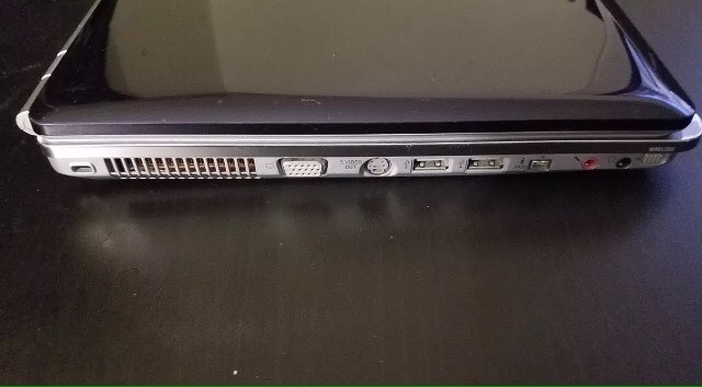 SONY VAIO PCG-5G3L NOTEBOOK -WINDOWS 10 (NAVY BLUE) BROKEN SCREEN!