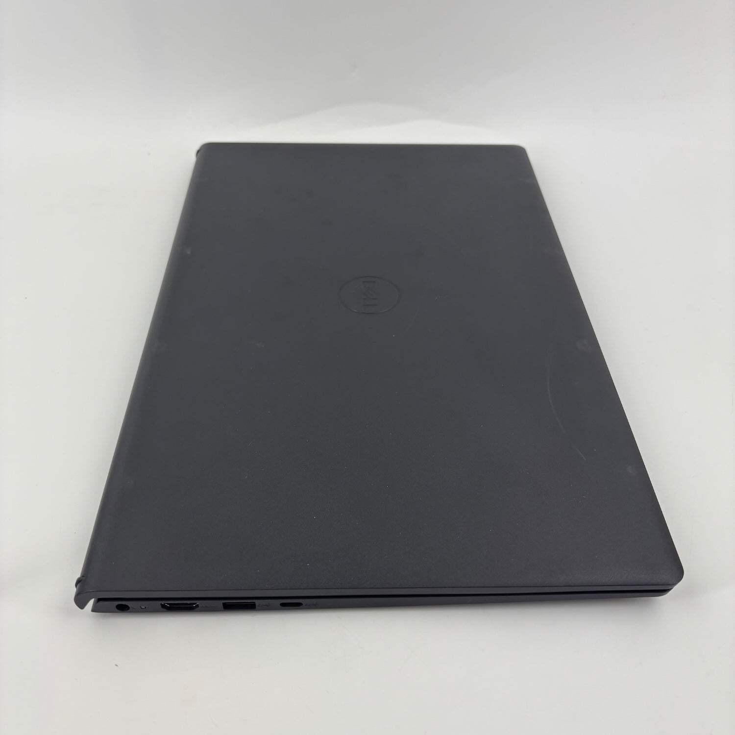 Dell Inspiron 3535 15.6″ Ryzen 7 7730U 2.0GHz 16GB RAM 1TB SSD READ