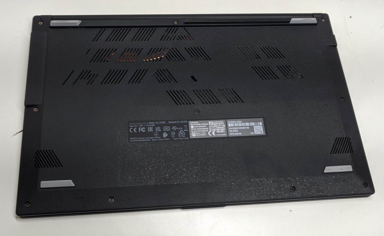 Asus Vivobook E1504F R5-7520U, 16GB RAM, 512GB SSD